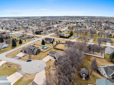 View/Area - w2525 Clover Downs Court, Appleton, WI 54915 photo 6 of 11