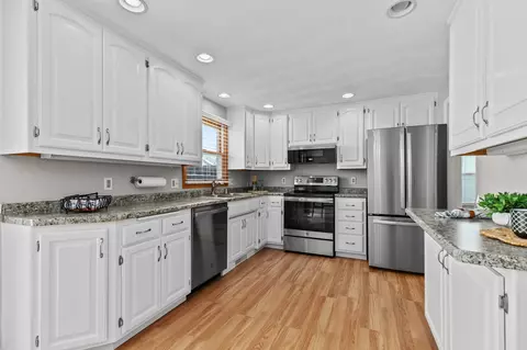 Kitchen - 1212 E Byrd St, Appleton, WI 54911 photo 1 of 3