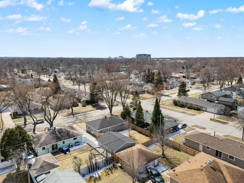 View/Area - 1212 E Byrd St, Appleton, WI 54911 photo 8 of 9