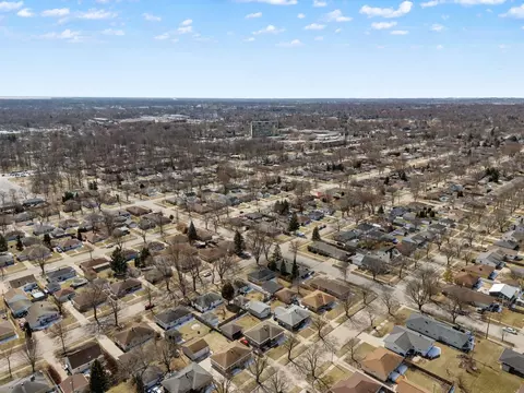 View/Area - 1212 E Byrd St, Appleton, WI 54911 photo 7 of 9