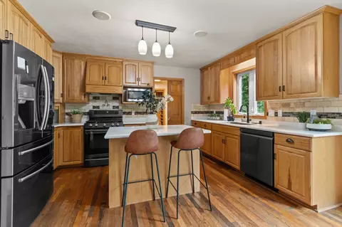 Kitchen - w6050 Strawflower Drive, Appleton, WI 54915 photo 3 of 4