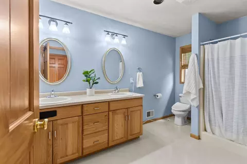 Bath - w6050 Strawflower Drive, Appleton, WI 54915 photo 1 of 5