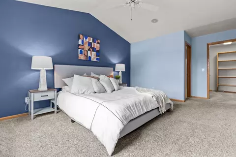 Bedroom - w6050 Strawflower Drive, Appleton, WI 54915 photo 2 of 8