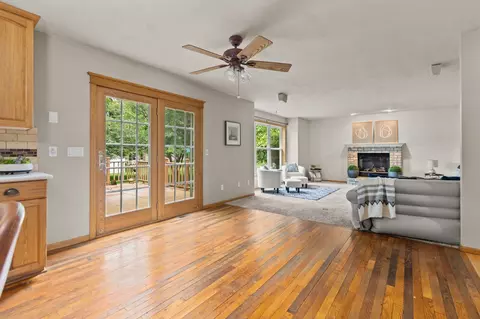 Living - w6050 Strawflower Drive, Appleton, WI 54915 photo 3 of 7