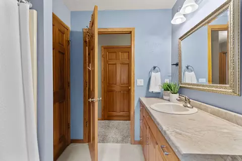 Bath - w6050 Strawflower Drive, Appleton, WI 54915 photo 3 of 5