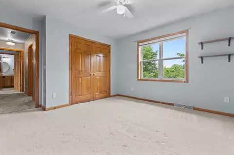 Bedroom - w6050 Strawflower Drive, Appleton, WI 54915 photo 4 of 8