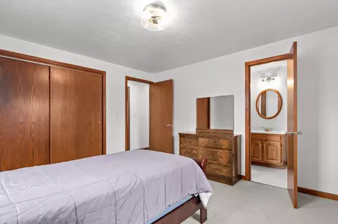 1301 E Sylvan Ave, Appleton, WI 54915 photo 8