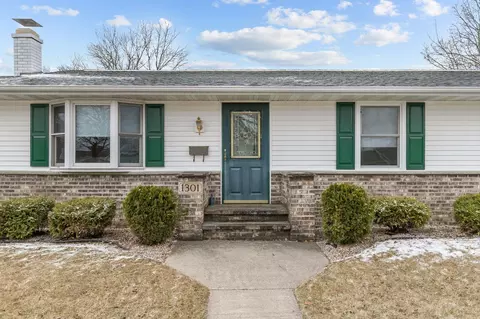 1301 E Sylvan Ave, Appleton, WI 54915 photo 3