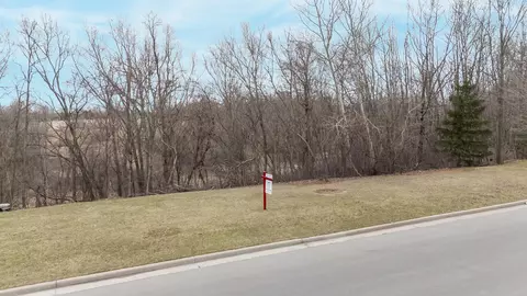 525 Buchanan Rd, Combined Locks, WI 54113
