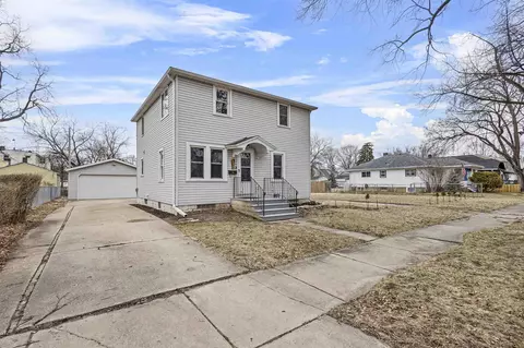 822 11th Ave, Green Bay, WI 54304