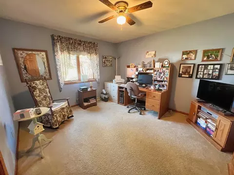 Other - 2413 W Roselawn Dr, Appleton, WI 54914 photo 2 of 11
