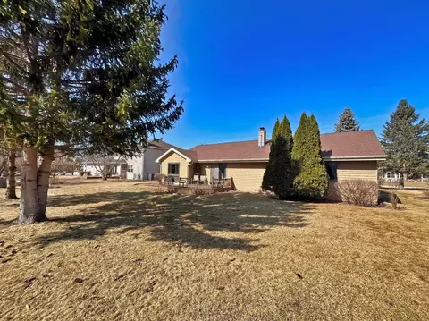 Exterior - 2413 W Roselawn Dr, Appleton, WI 54914 photo 3 of 3