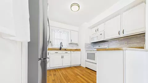 Kitchen - 418 S Midpark Dr, Appleton, WI 54915 photo 1 of 1
