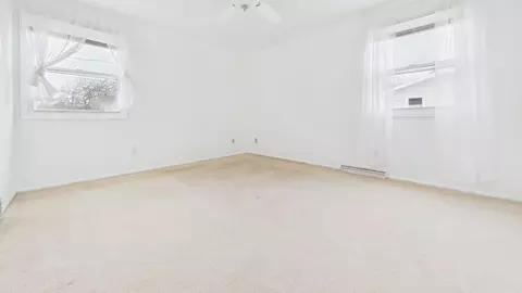 Bedroom - 418 S Midpark Dr, Appleton, WI 54915 photo 1 of 6