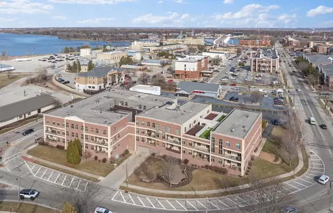 555 Main Ave #101, De Pere, WI 54115