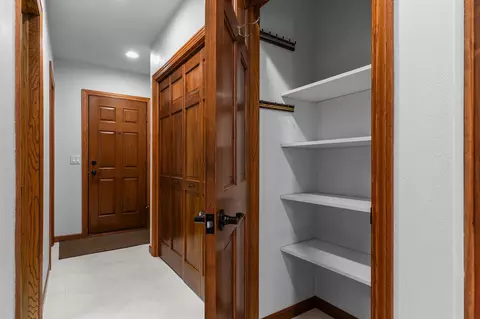 Entry Way - w6181 Long Court, Appleton, WI 54914 photo 3 of 4