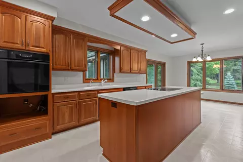 Kitchen - w6181 Long Court, Appleton, WI 54914 photo 5 of 5