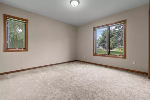 Bedroom - w6181 Long Court, Appleton, WI 54914 photo 8 of 8