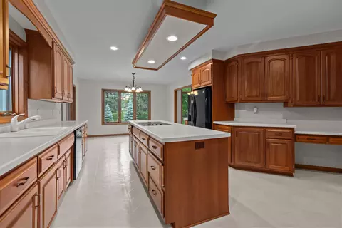 Kitchen - w6181 Long Court, Appleton, WI 54914 photo 4 of 5