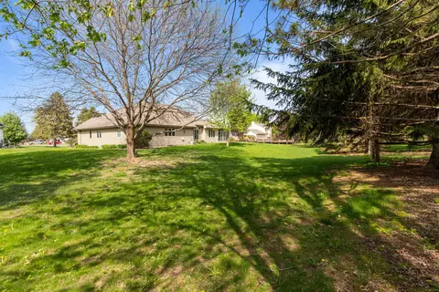 Exterior - w6181 Long Court, Appleton, WI 54914 photo 8 of 9