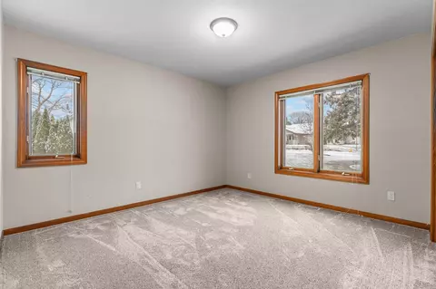 Bedroom - w6181 Long Court, Appleton, WI 54914 photo 4 of 8