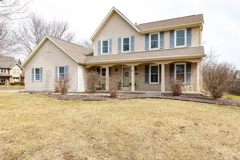 Exterior - 1 Diane Ln, Appleton, WI 54915 photo 5 of 7
