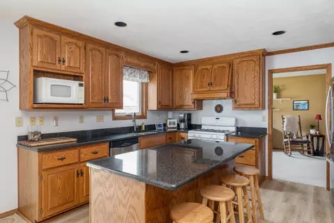 Kitchen - 1 Diane Ln, Appleton, WI 54915 photo 2 of 4