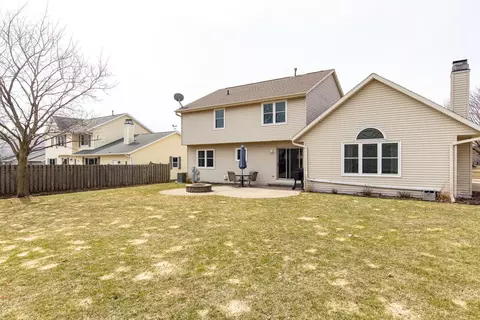 Exterior - 1 Diane Ln, Appleton, WI 54915 photo 2 of 7