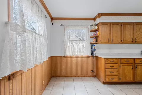 2002 N Clark St, Appleton, WI 54911 photo 9