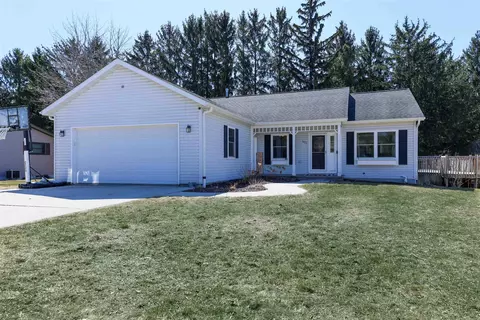 101 Raider Heights Rd, Kiel, WI 53042