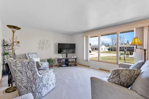 Living - 3001 N Morrison St, Appleton, WI 54914 photo 1 of 3
