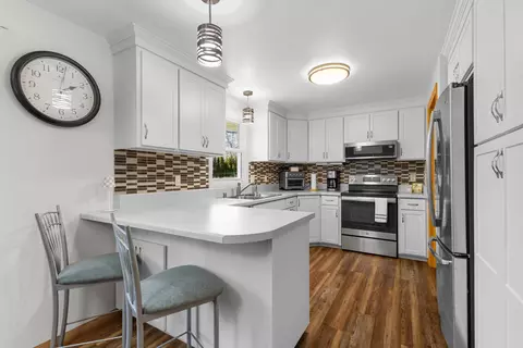 Kitchen - 3001 N Morrison St, Appleton, WI 54914 photo 1 of 4