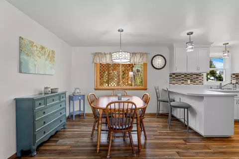 Dining - 3001 N Morrison St, Appleton, WI 54914 photo 1 of 2