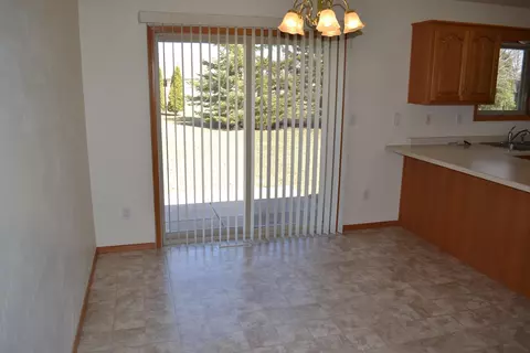 w5440 White Clover Circle, Appleton, WI 54915 photo 4