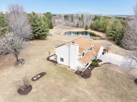 2233 Horse Rd, Abrams, WI 54101 photo 3