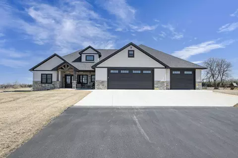 n3026 Ledgeview Terrace, Hortonville, WI 54944