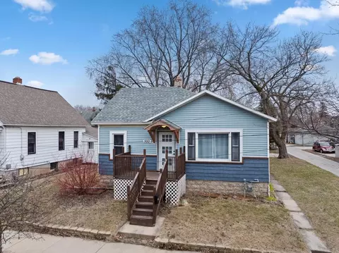 920 St George St, Green Bay, WI 54302