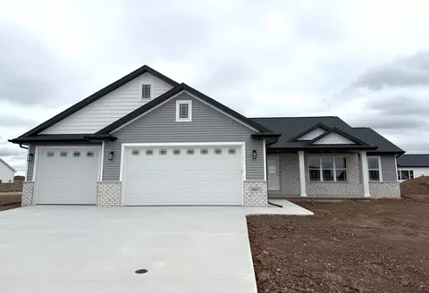 3027 Woodward Way, De Pere, WI 54115