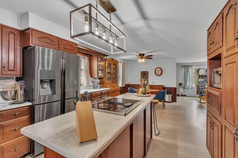 Kitchen - 631 E Taft Ave, Appleton, WI 54915 photo 5 of 5