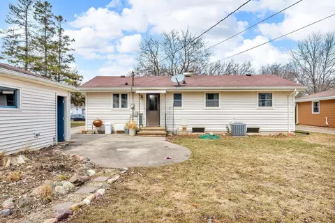 Exterior - 631 E Taft Ave, Appleton, WI 54915 photo 1 of 3