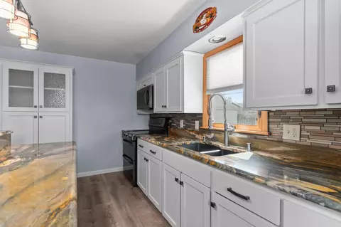 727 E Coolidge Ave, Appleton, WI 54915 photo 8