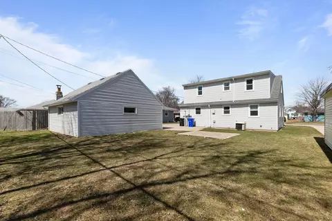 727 E Coolidge Ave, Appleton, WI 54915 photo 4
