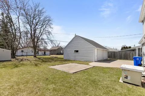 727 E Coolidge Ave, Appleton, WI 54915 photo 5