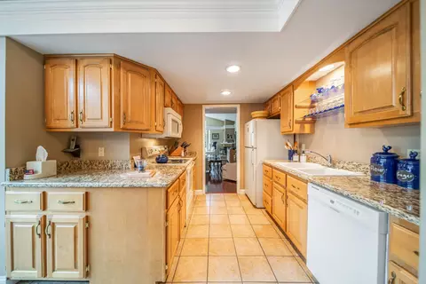 Kitchen - 1238 W Nicolet Cercle, Appleton, WI 54914 photo 1 of 3