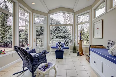 Exterior - 1238 W Nicolet Cercle, Appleton, WI 54914 photo 1 of 10