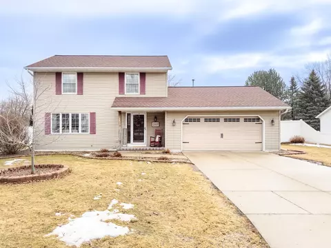 2337 Hock St, Green Bay, WI 54304