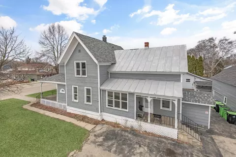 204 N Main St, Oconto Falls, WI 54154