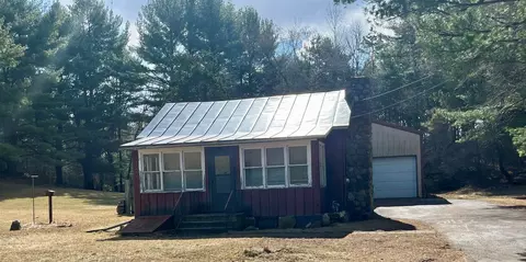 n3014 County Road Qq, Waupaca, WI 54981