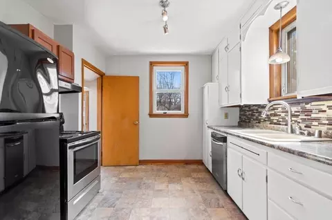 1506 N Hall Ave, Appleton, WI 54911 photo 4