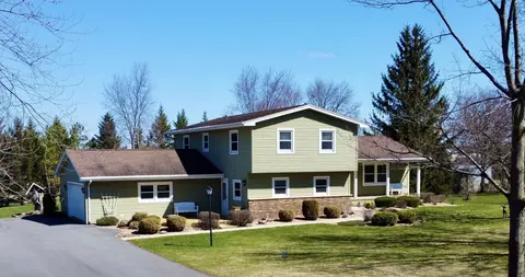 w5885 Timber Trail West, Fond Du Lac, WI 54937